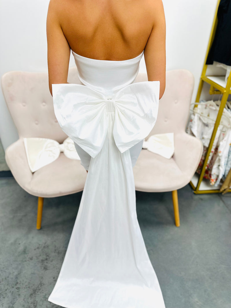 Perfectly presented-White